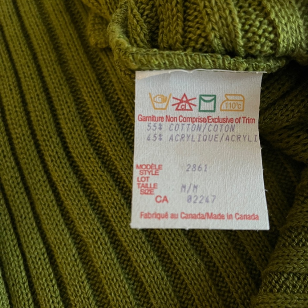 NWT one of a kind sweater w angled button neckline - Picture 8 of 8